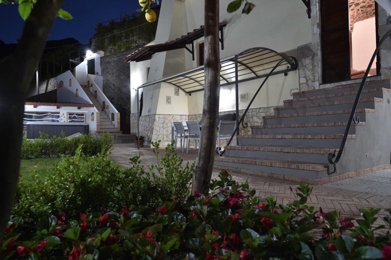 Amalfi Sky View Villa สกาลา ภายนอก รูปภาพ